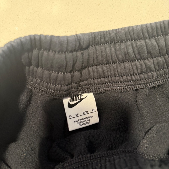 Nike sweatpants - Picture 4 of 6